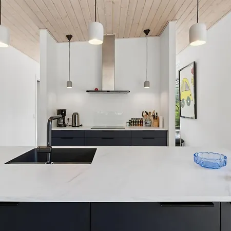 Gonne - 350m From The Sea By Interhome